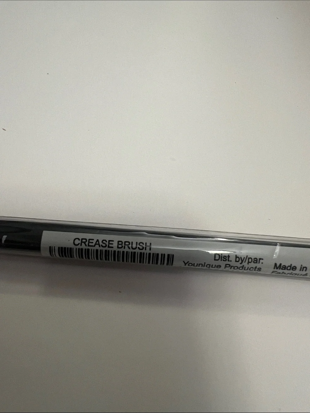 Crease Eyeshadow Brush - Black Handle